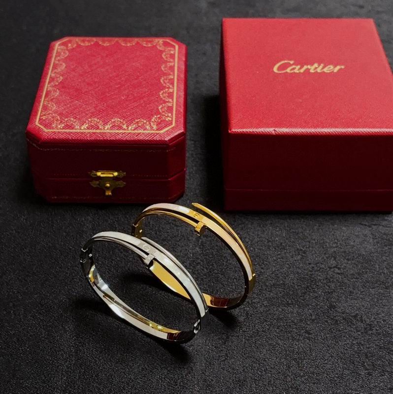 Cartier Bracelet 09yxs10